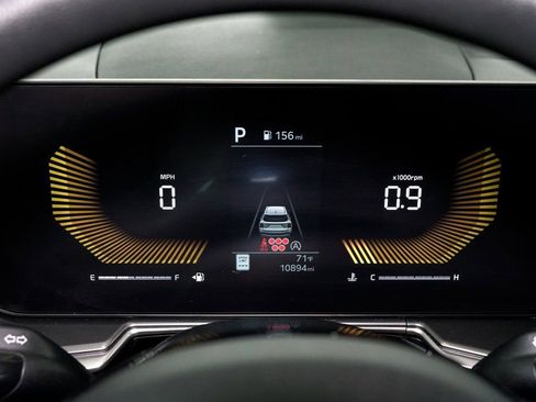 Certified 2025 Kia Sorento LX image 22