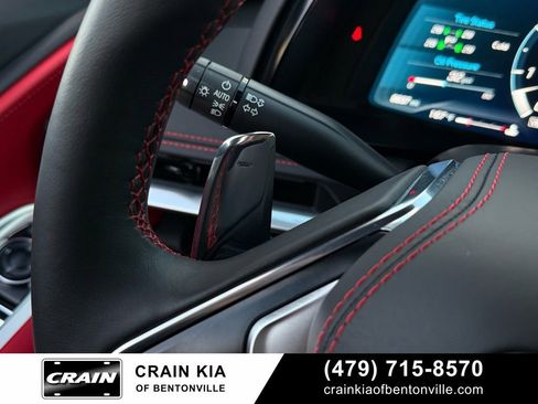 Used 2025 Chevrolet Corvette Stingray Preferred Cpe w/ 2LT image 20