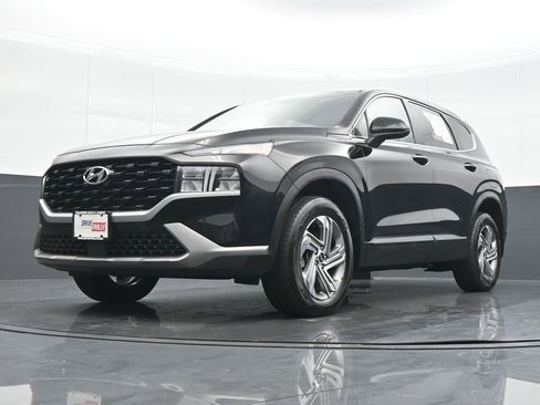 Used 2023 Hyundai Santa Fe SE image 16