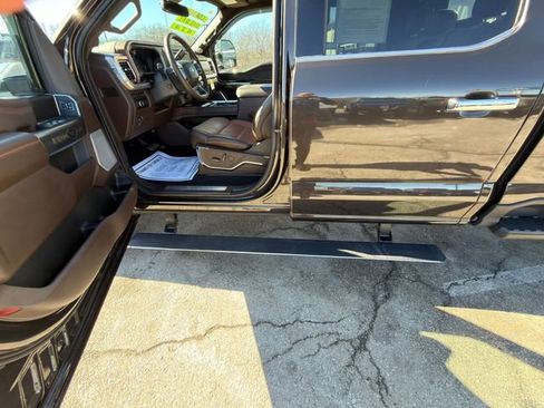 Used 2024 Ford F350 King Ranch w/ Chrome Package image 24