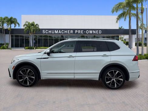 Certified 2024 Volkswagen Tiguan SEL R-Line AWD/4WD image 4