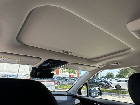 New 2026 Kia Carnival SX Prestige image 18