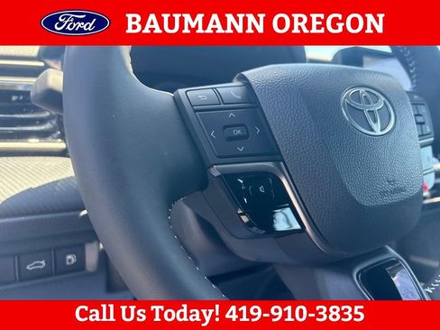 Used 2026 Toyota Camry SE w/ Multimedia Upgrade Package AWD/4WD image 18