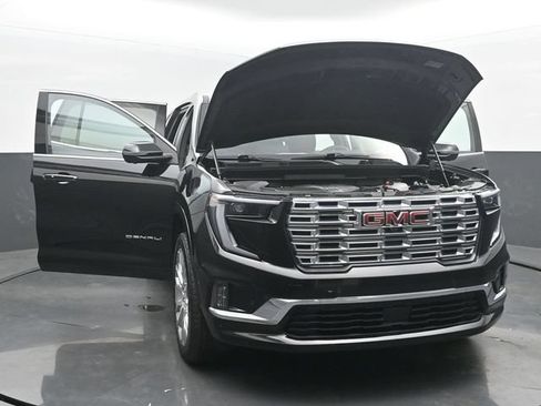 Used 2024 GMC Acadia Denali w/ Super Cruise Package AWD/4WD image 52