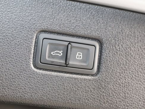 Used 2021 Audi Q7 3.0T Premium Plus w/ Premium Plus Package image 51