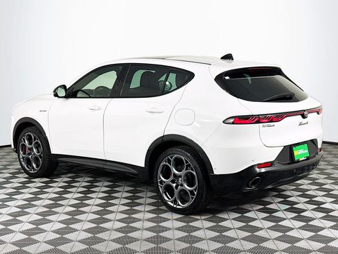 Used 2024 Alfa Romeo Tonale Veloce image 6