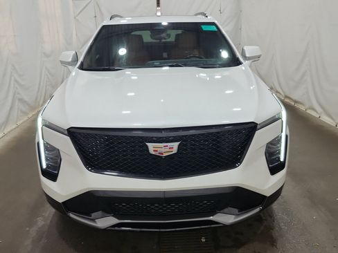 Used 2024 Cadillac XT4 Sport AWD/4WD image 7