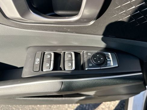 New 2026 Kia Sorento S image 39