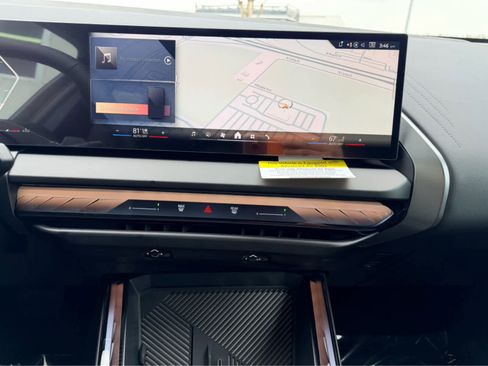 New 2026 BMW X3 xDrive30 w/ Premium Package image 15