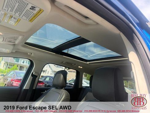 Used 2019 Ford Escape SEL AWD/4WD image 11