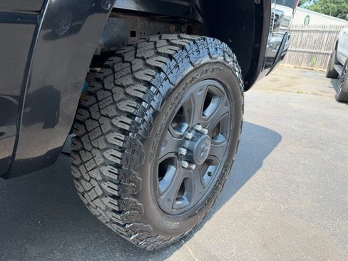 Used 2018 RAM 2500 Big Horn w/ Sport Appearance Group AWD/4WD image 23
