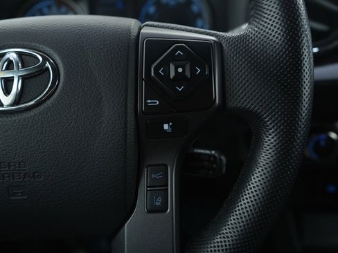 Used 2021 Toyota Tacoma TRD Sport image 25