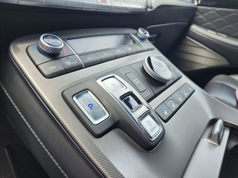 Used 2020 Hyundai Palisade Limited FWD image 13