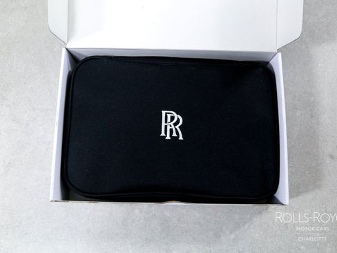 Used 2020 Rolls-Royce Phantom Sedan RWD image 39