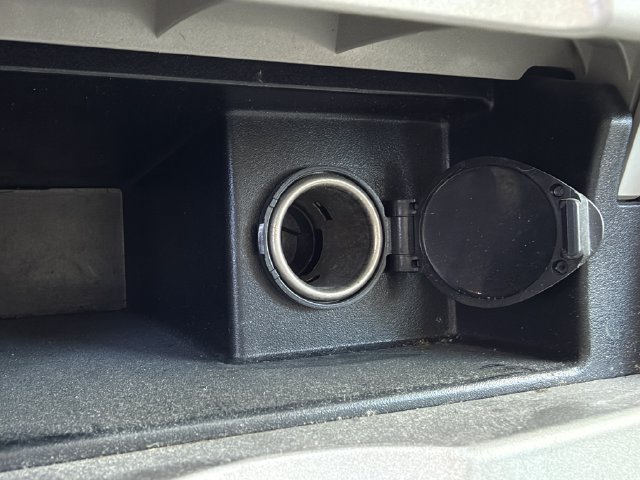 Used 2013 Toyota Corolla LE FWD image 18