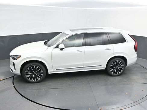New 2026 Volvo XC90 B6 Ultra w/ Protection Package AWD/4WD image 24