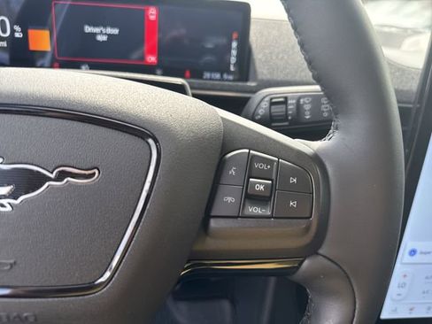 Used 2023 Ford Mustang Mach-E Premium AWD/4WD image 26
