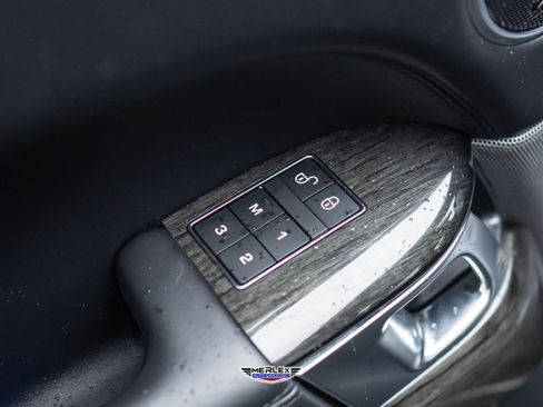 Used 2019 Land Rover Range Rover Sport Autobiography image 45