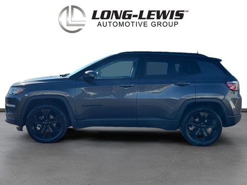 Used 2019 Jeep Compass Altitude image 2