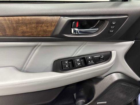Used 2018 Subaru Outback 2.5i Limited image 15