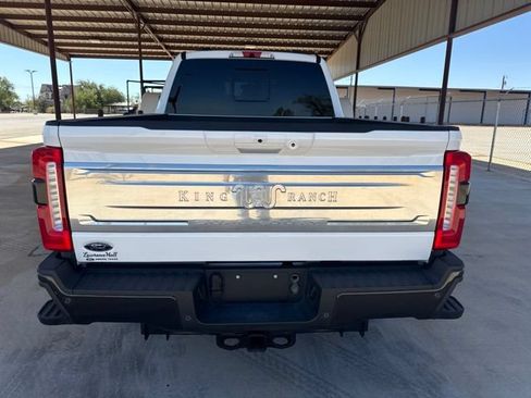 Used 2024 Ford F250 King Ranch w/ FX4 Off-Road Package AWD/4WD image 7