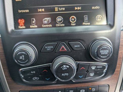 Used 2014 RAM 2500 Laramie w/ Convenience Group image 14