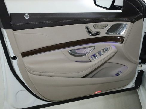 Used 2015 Mercedes-Benz S 550 4MATIC Sedan image 19