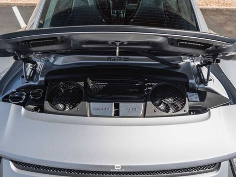 Used 2016 Porsche 911 R RWD image 25