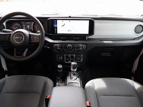 New 2025 Jeep Gladiator Sport image 40