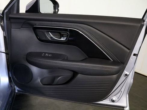 Certified 2025 Acura ADX AWD image 32