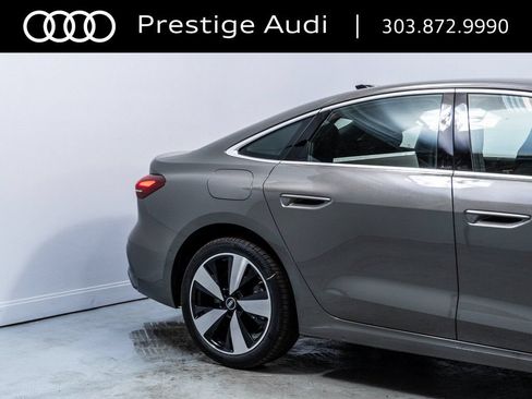 Used 2025 Audi A5 2.0T Premium w/ Premium Plus AWD/4WD image 12