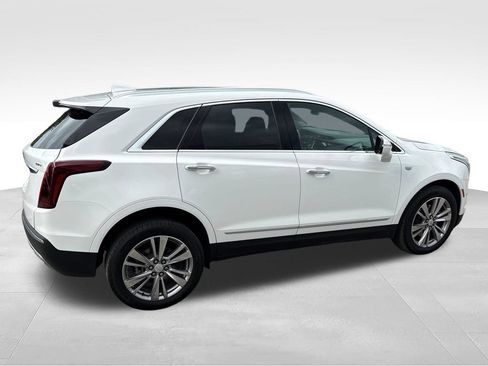 Used 2024 Cadillac XT5 Premium Luxury AWD/4WD image 3