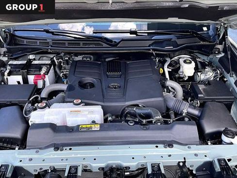 Certified 2025 Toyota Tundra Platinum AWD/4WD image 30