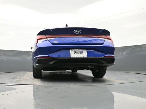 Certified 2023 Hyundai Elantra SEL w/ Cargo Package image 30