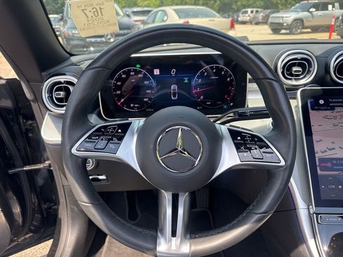 Used 2024 Mercedes-Benz CLE 300 4MATIC Cabriolet image 17