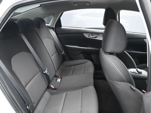 Used 2022 Kia Forte LXS image 29