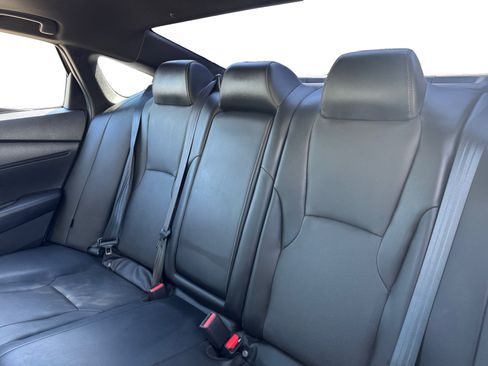 Used 2023 Honda Accord Sport image 13