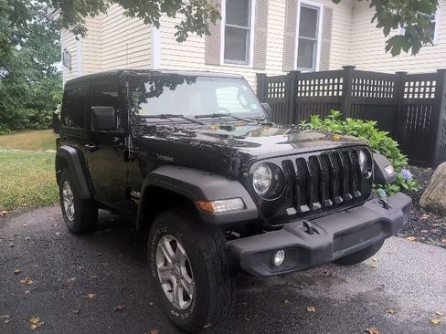 Used 2018 Jeep Wrangler Sport AWD/4WD image 1