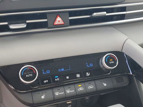 New 2026 Hyundai Elantra SEL Sport Premium image 29