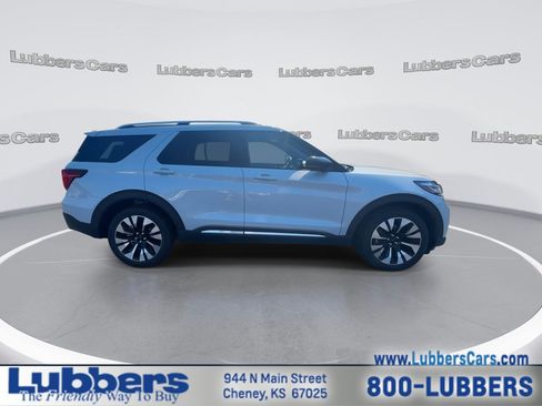 Used 2025 Ford Explorer Platinum w/ LUX Leather Package AWD/4WD image 9