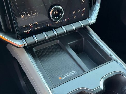 New 2026 GMC Acadia Elevation image 29