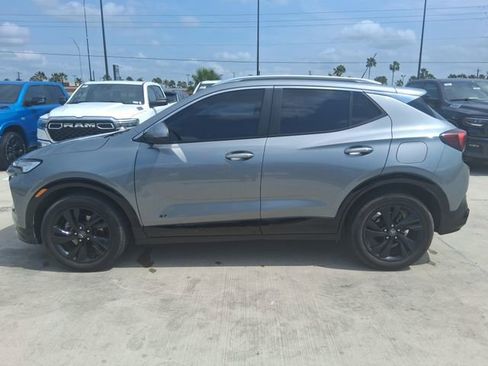 Used 2025 Buick Encore GX Sport Touring w/ Advanced Technology Package FWD image 4