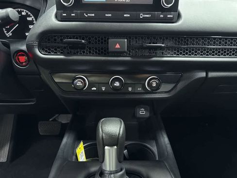 Used 2023 Honda HR-V LX image 21