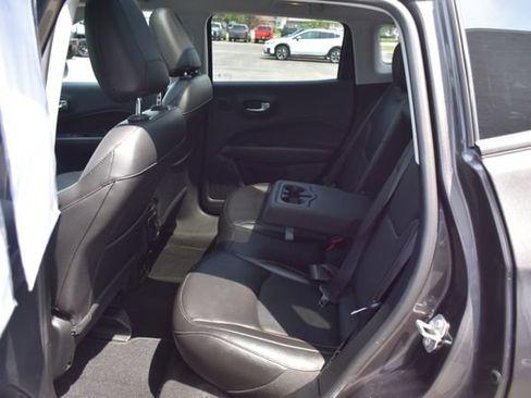 Used 2021 Jeep Compass Limited w/ Sun and Sound Group AWD/4WD image 33