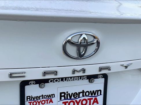 Used 2019 Toyota Camry SE image 29