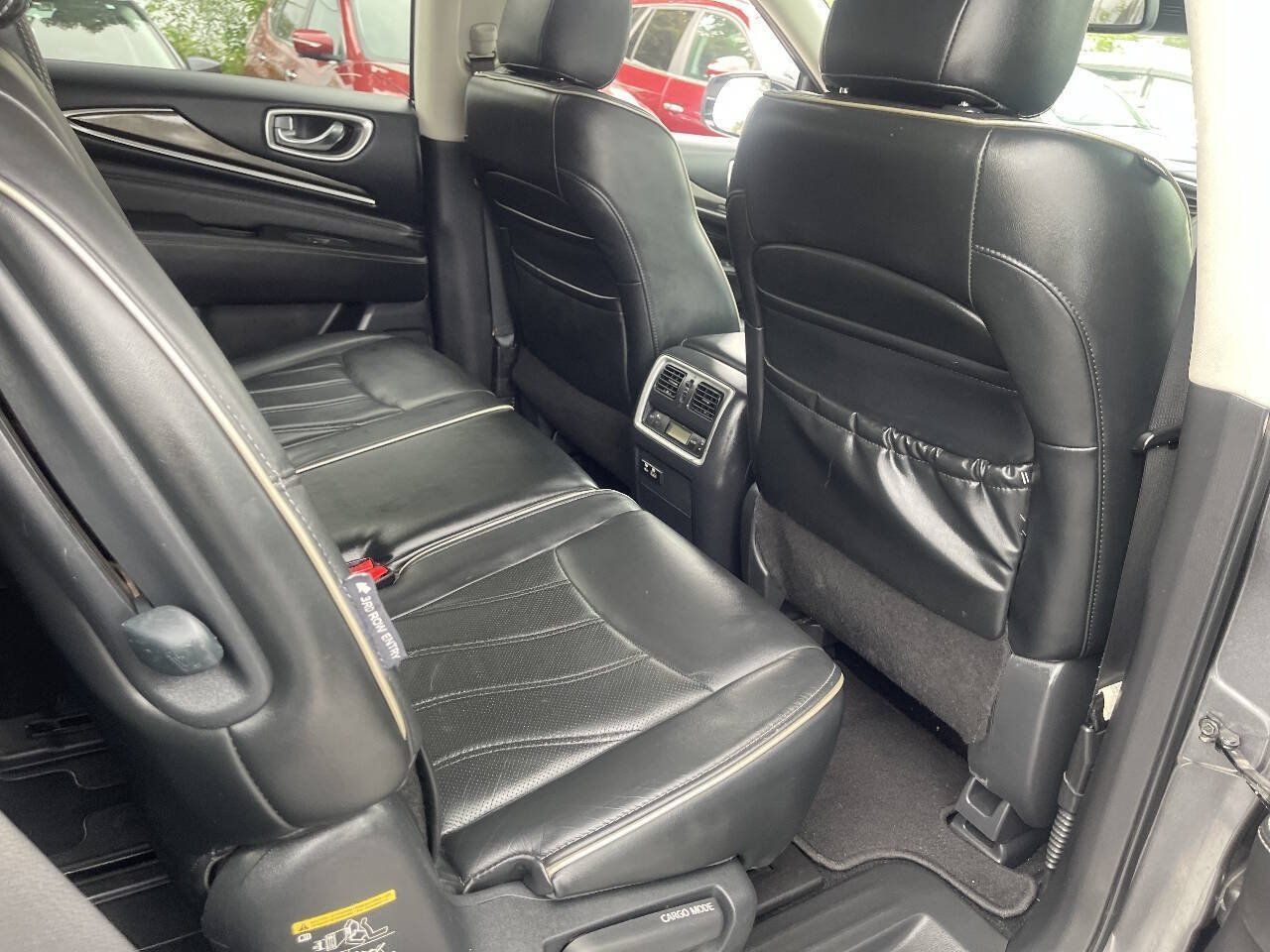 Used 2019 INFINITI QX60 Luxe w/ Essential Package AWD/4WD image 28