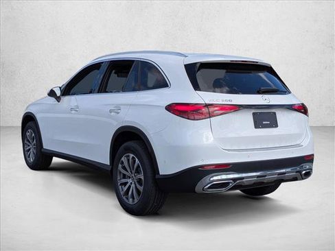 New 2026 Mercedes-Benz GLC 300 image 9