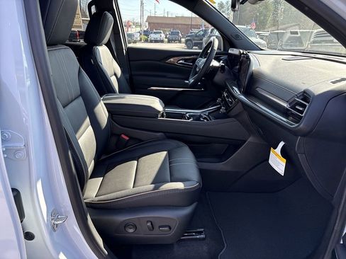 New 2026 Chevrolet Traverse High Country FWD image 29