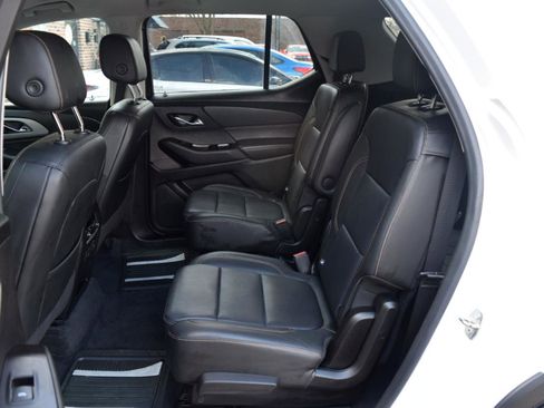 Used 2019 Chevrolet Traverse LT w/ LT Premium Package image 37