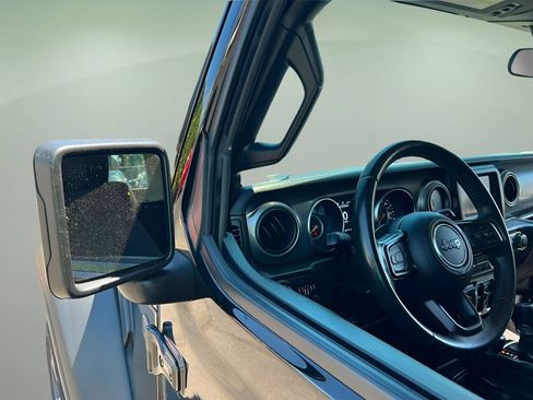 Used 2022 Jeep Wrangler Unlimited Sport AWD/4WD image 12